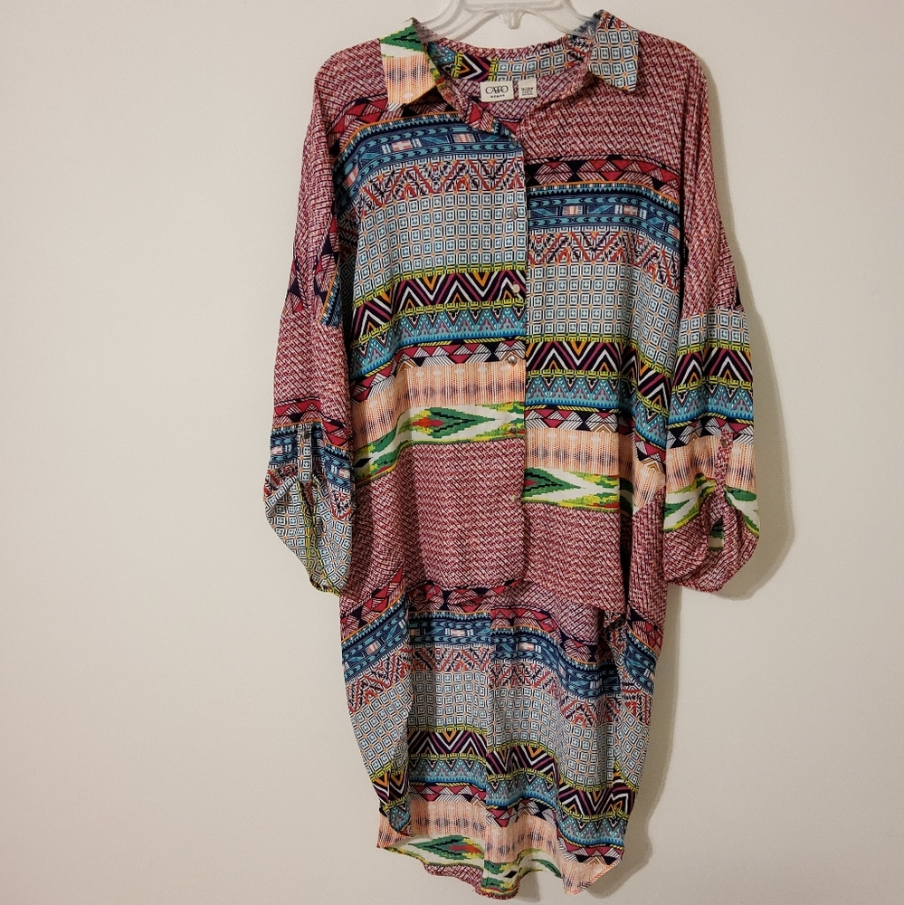 Cato Woman  Multi-Colored Geometric Print High-Low Tunic Top Blouse Size 18/20W